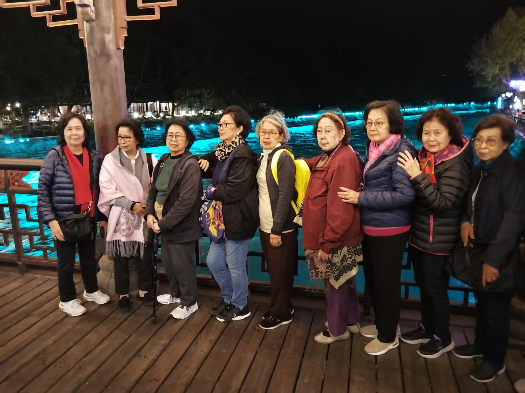 成都毕棚沟四姑娘山都江堰8天7晚